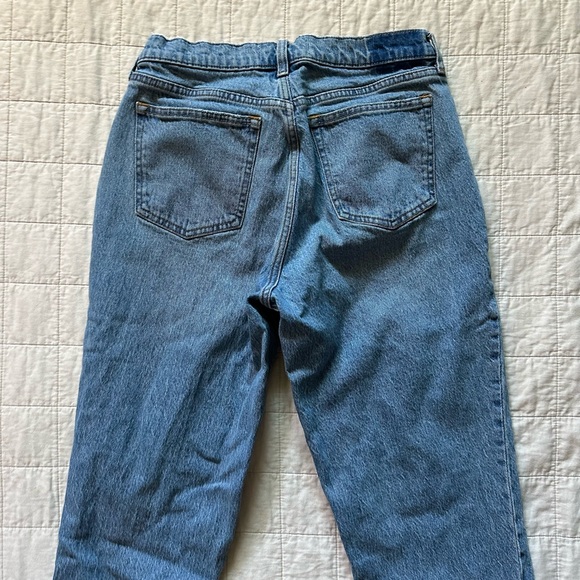 Abercrombie & Fitch Curve Love Mid Rise 90s Straight Jean - Picture 4 of 4
